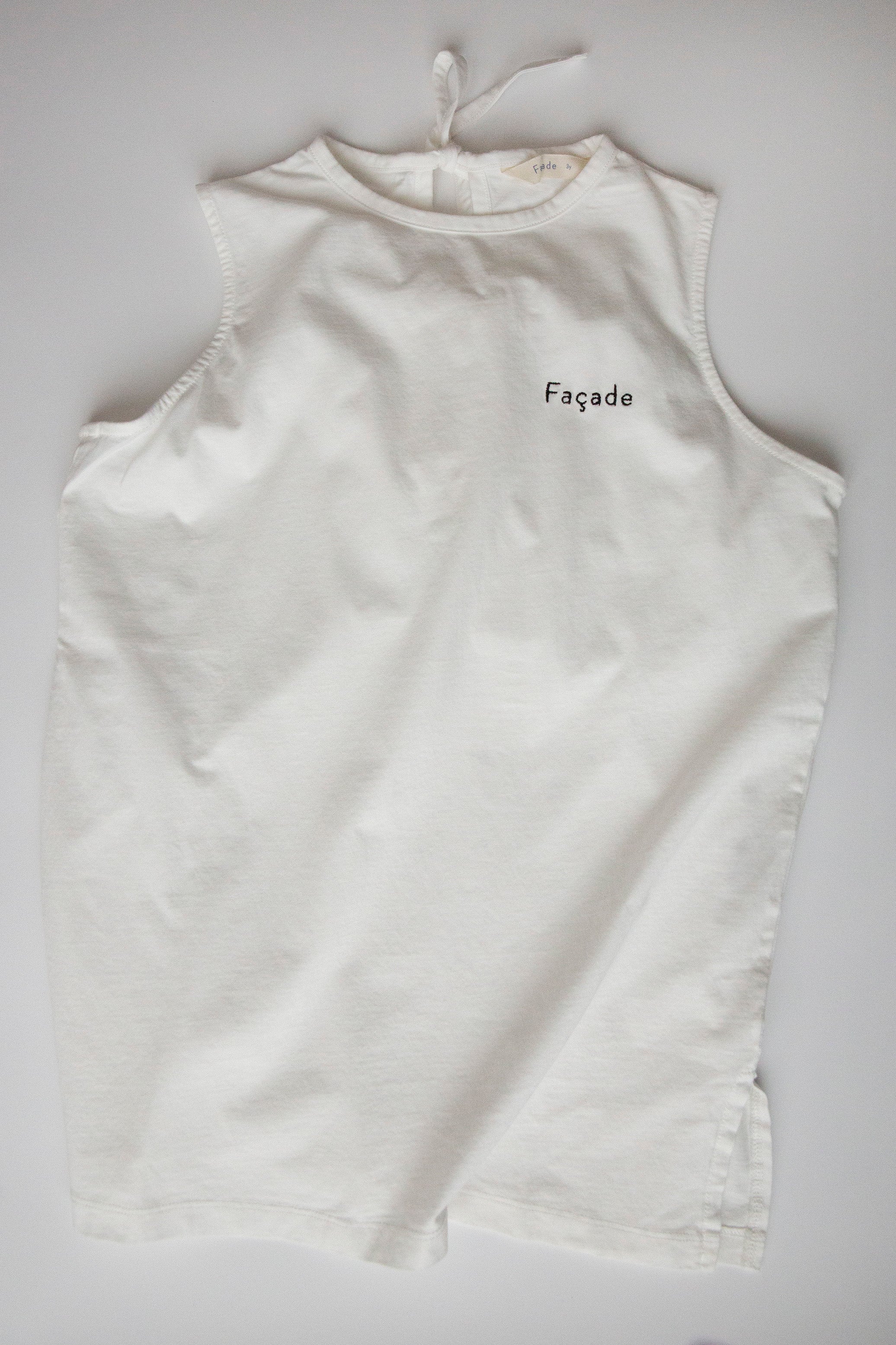 Raito No-Sleeve Dress by Façade, organic cotton sleeveless kids dress with a relaxed oversized fit