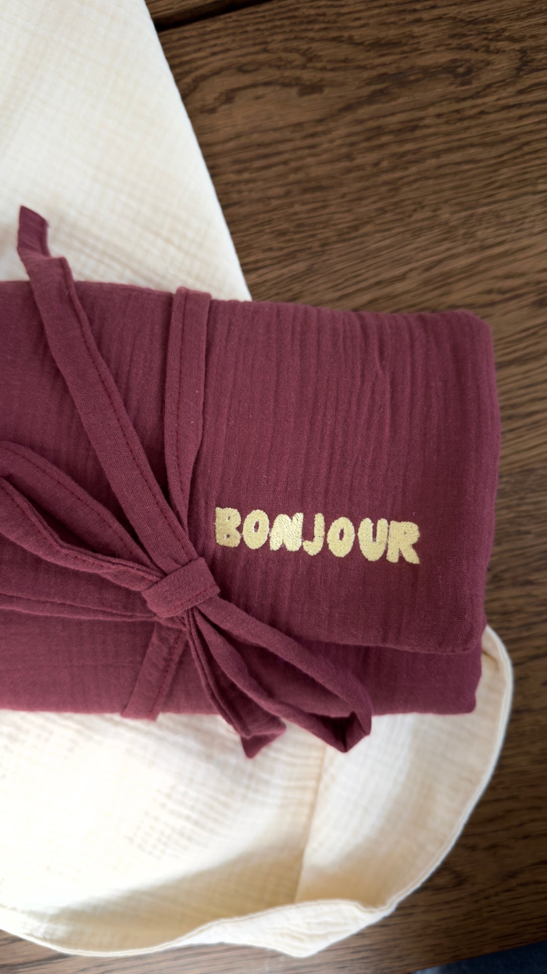 Changing Pad To Go – Burgundy Boo