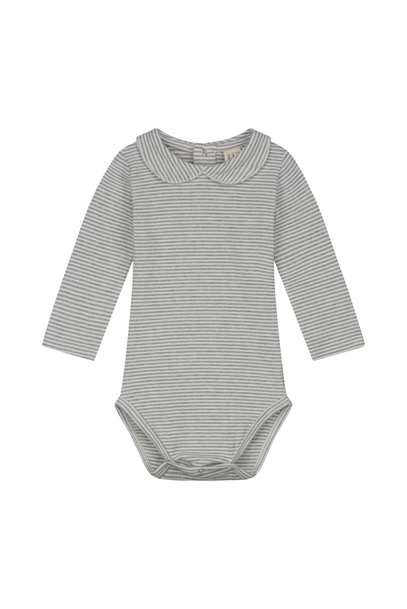 Gray Label organic cotton baby collar onesie in grey cream -front 