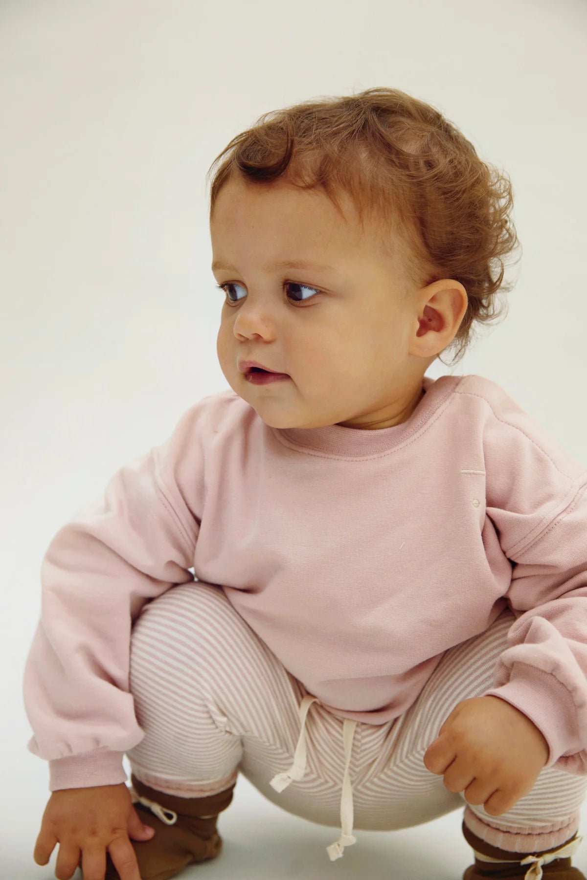 Gray Label Organic Cotton Fleece Dropped Shoulder Baby Sweater | Faded Pink